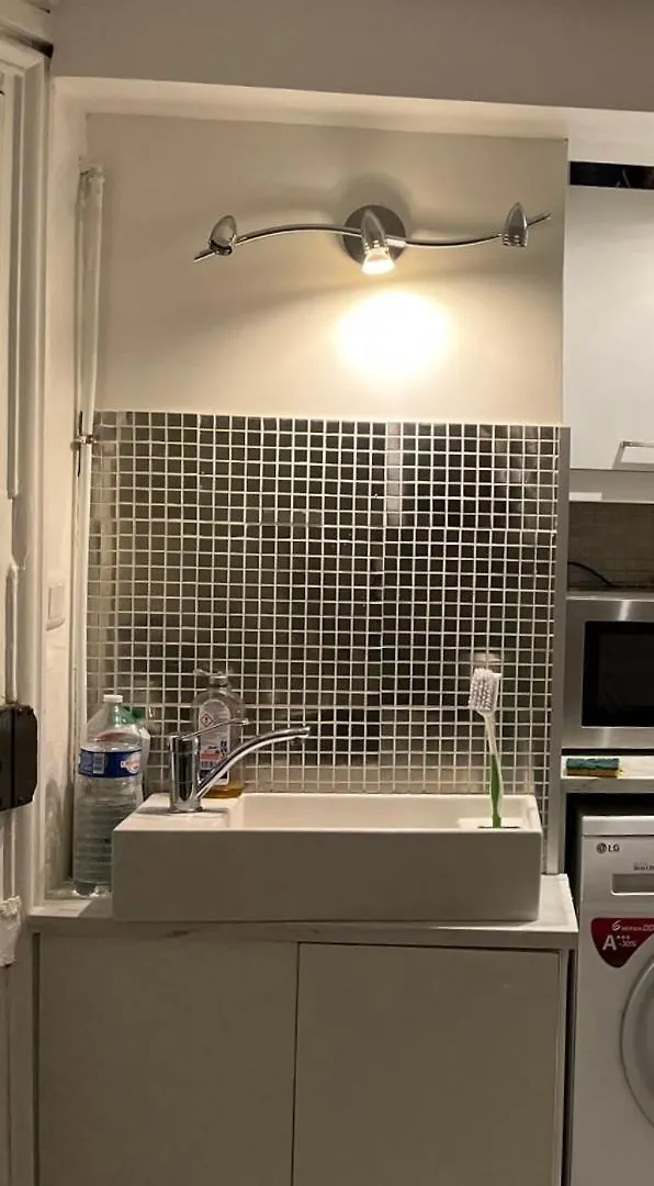 Appartement A 2 Minutes De Lafayette Parijs
